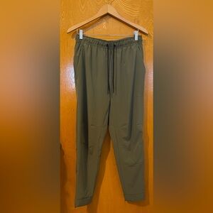 Nike Unlimited Dri-FIT Zippered Cuff Versatile Pants